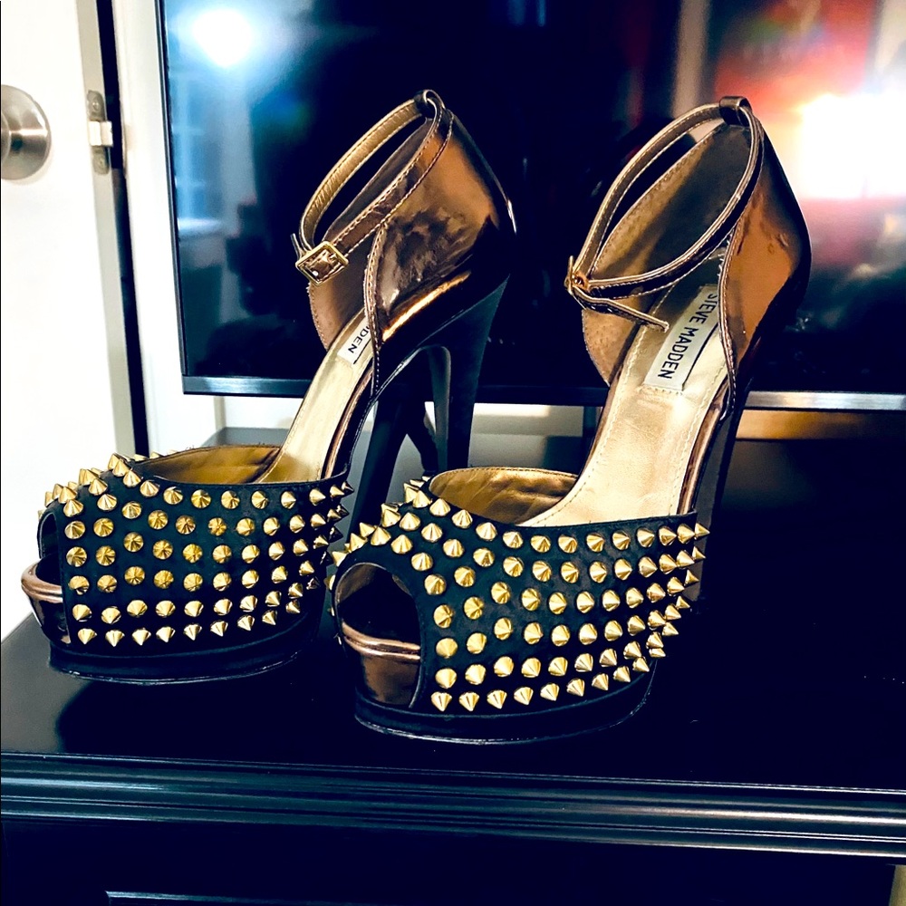 Steve Madden Gold Studded Heels